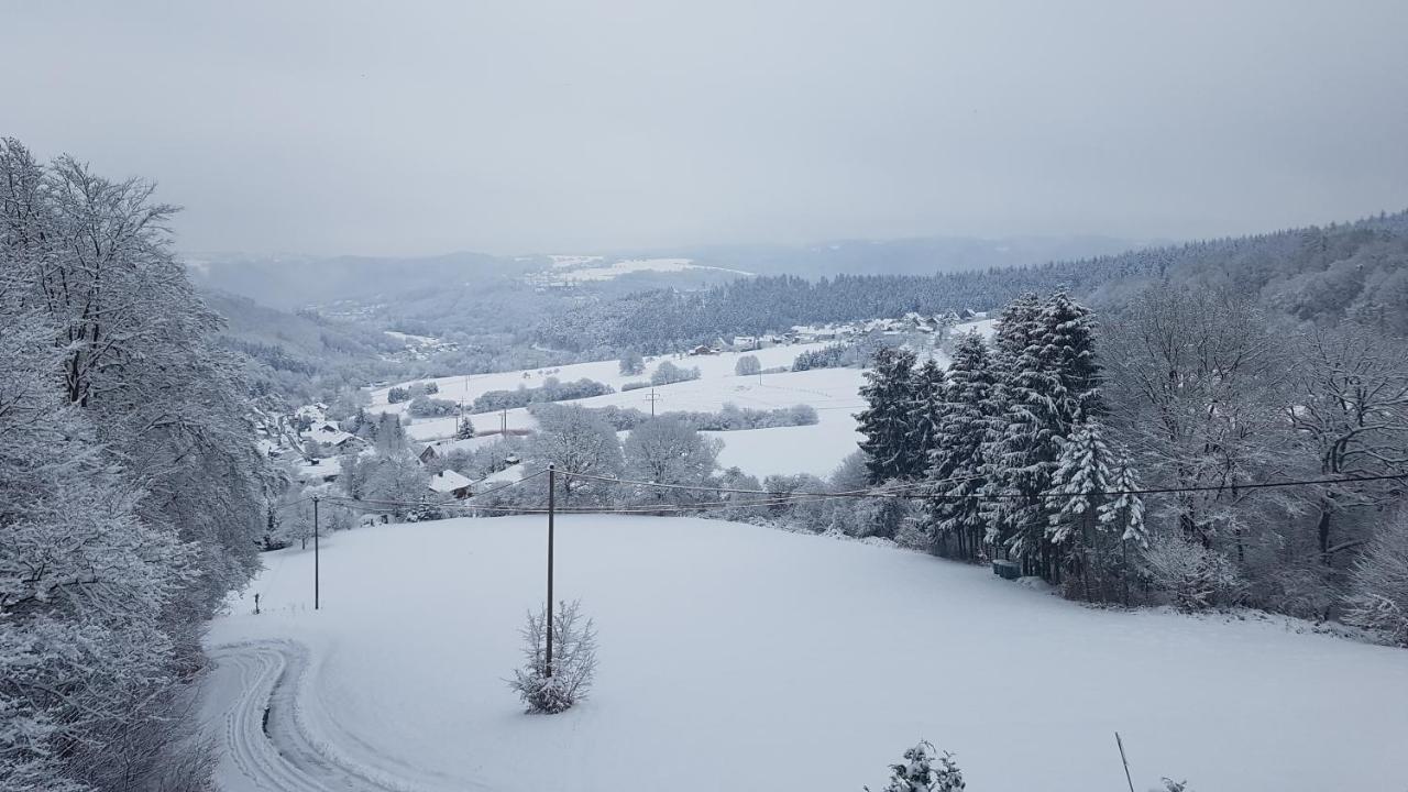 Hotel Zur Engelsburg Hausen-Wied Eksteriør billede